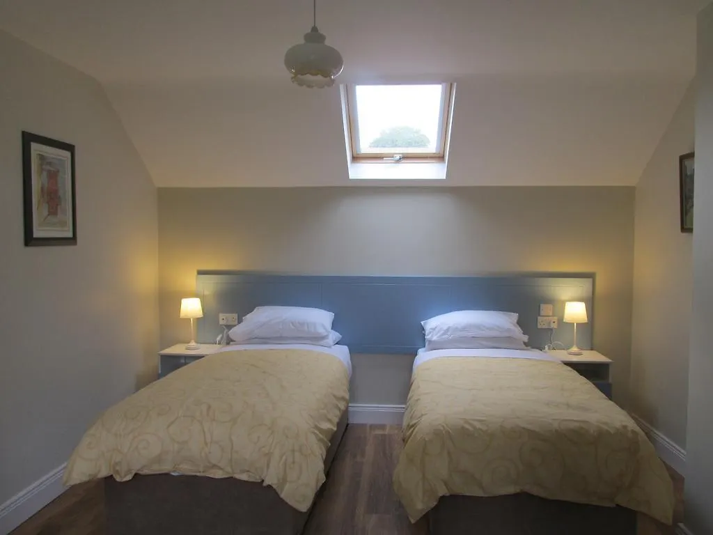 Lakeview Courtyard Cottage Killarney 0*,  Irsko